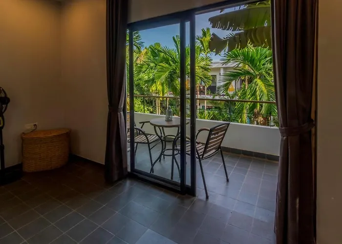 Tropical 2Br Garden Pool Villa, Apple Music, Padel